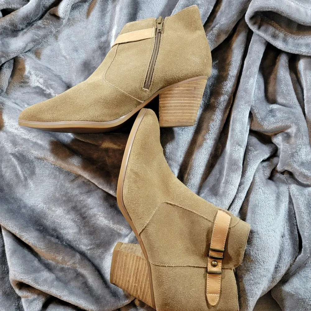 Seychelles Ankle Booties Womens 8.5 Brown Fair Suede Stacked Heel Pointed Toe
